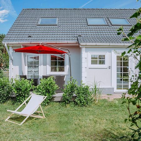 Ferienhaeuser Insel Usedom Haus Samara 8 - Blick Aufs Achterwasser! Whirlpool Und Sauna Lutow Luaran gambar
