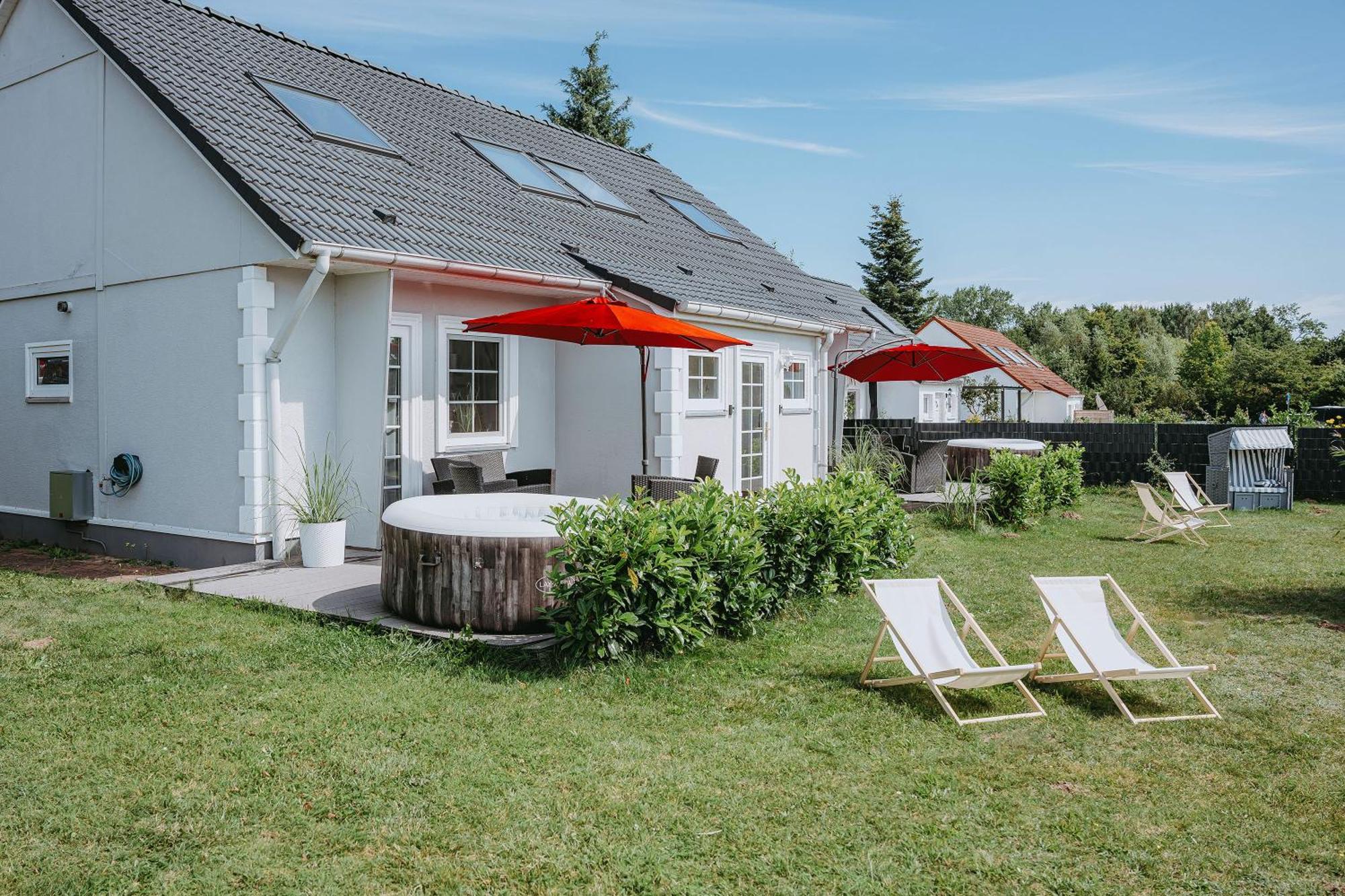 Ferienhaeuser Insel Usedom Haus Samara 8 - Blick Aufs Achterwasser! Whirlpool Und Sauna Lutow Luaran gambar