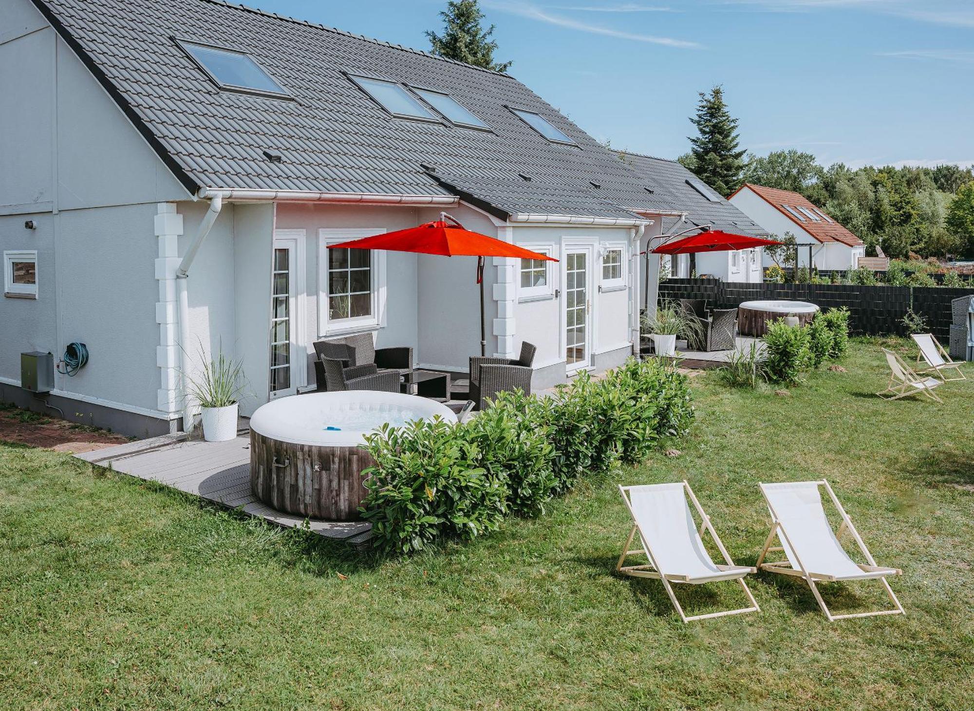 Ferienhaeuser Insel Usedom Haus Samara 8 - Blick Aufs Achterwasser! Whirlpool Und Sauna Lutow Luaran gambar